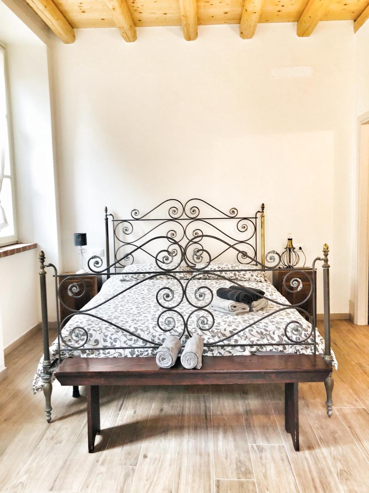 Casa Barteei Bed & Breakfast Monte Isola Exterior photo
